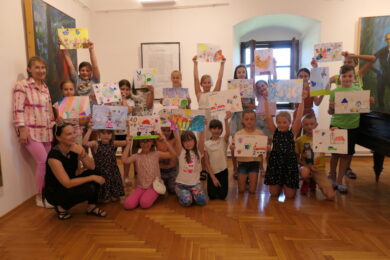 LJETNA MUZEJSKA DRUŽIONICA/RADIONICA S ANDREJOM ŽIVKO ODUŠEVILA BROJNE OSNOVNOŠKOLCE