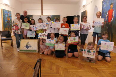 LJETNA MUZEJSKA DRUŽIONICA/ RADIONICA O BICIKLIMA RAZVESELILA OSNOVNOŠKOLCE