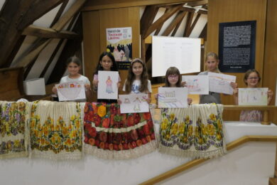 U muzeju kroz radionicu najmlađi slikali pregače iz Donacije Ivana Lackovića Croate