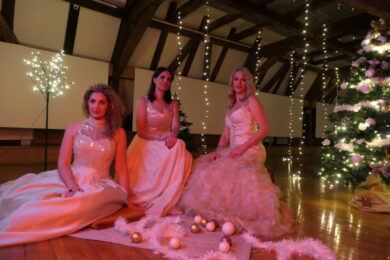 U Muzeju Grada Đurđevca snimljen božićni spot sastava Tri soprana: ONE