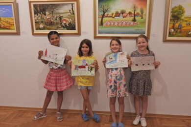 Ljetna družionica protekla u druženju i crtanju na izložbi Uokvirena pozivnica